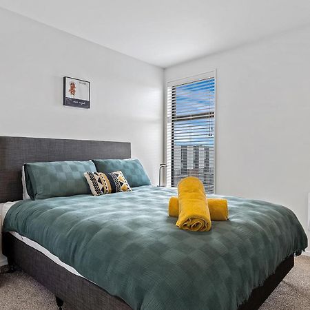 2 Bedroom City Pad With Free Car Park Christchurch Kültér fotó