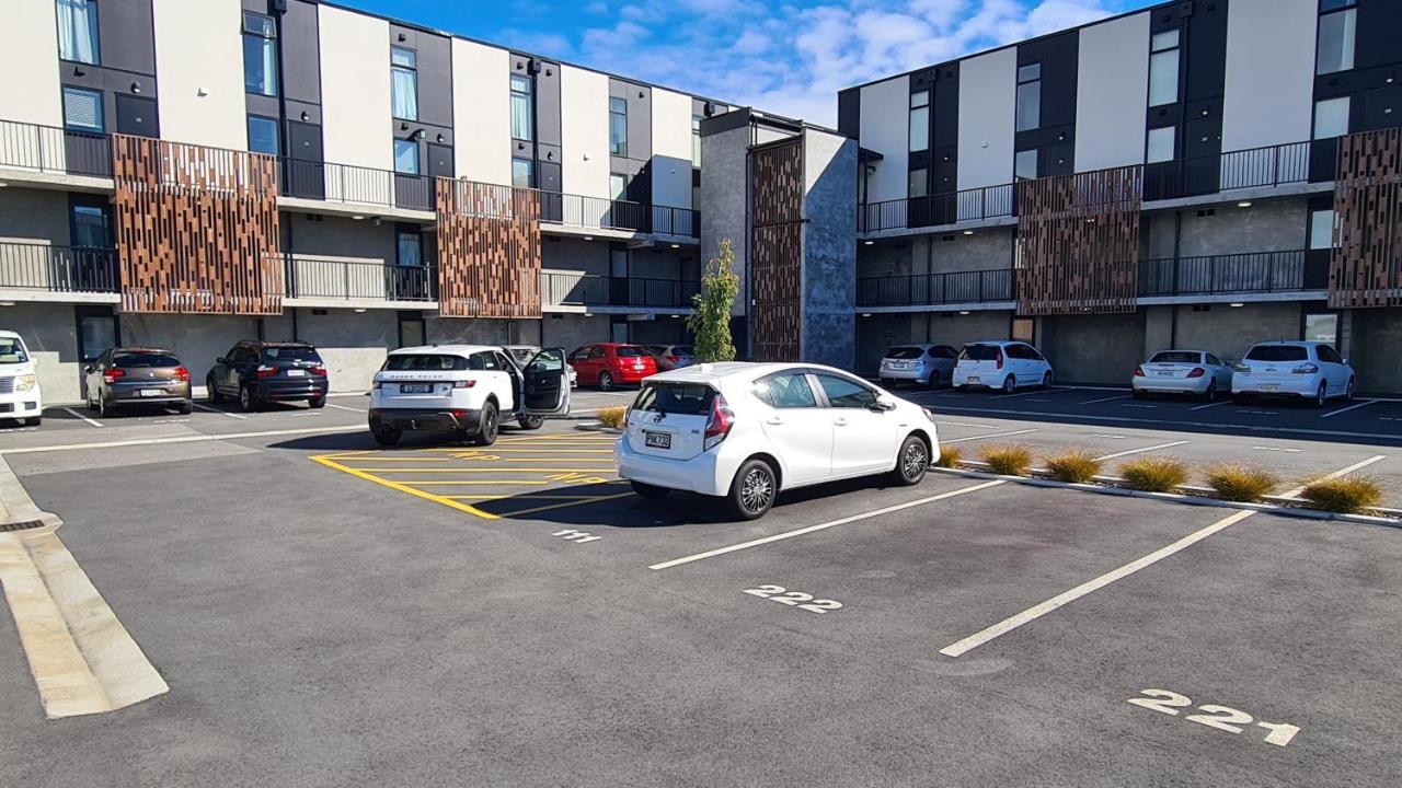 2 Bedroom City Pad With Free Car Park Christchurch Kültér fotó